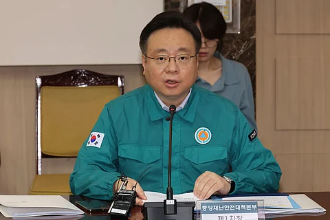 South Korean Health and Welfare Minister Cho KyooHong speaks during a meeting of the Central Disaster and Safety Countermeasures Headquarters at the government complex in Seoul, South Korea, Monday, July 8, 2024. South Korea says it’ll withdraw its earlier plan to suspend licenses of striking doctors to resolve the country's long medical impasse.