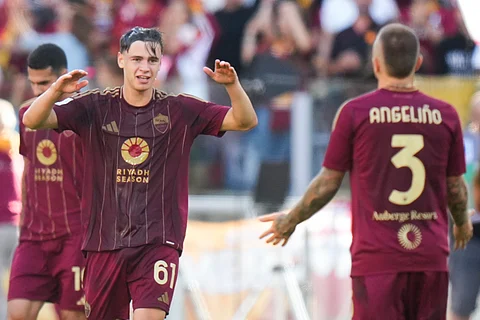 Roma's Niccolo Pisilli reacts after he scored during the Serie A soccer match between Roma and Venezia, in Rome, Italy, Sunday, Sept. 29, 2024.