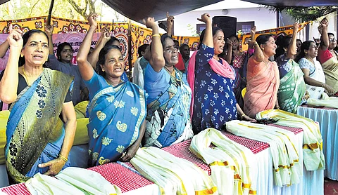 Members of the Bhoo Samrakshana Samithi staging a hunger strike in front of Velankanni Church at Kadappuram in Munambam