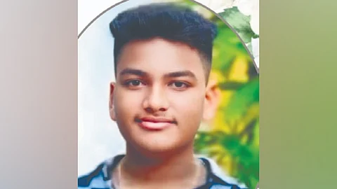 Pavan Sumod, a resident of Chellanam, succumbed to injuries at the private hospital he was taken to immediately after the fall.