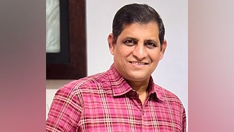 The visit of the officer, a special director with the Intelligence Bureau, holds significance as he is the second name in the list that the state government has forwarded to the UPSC.