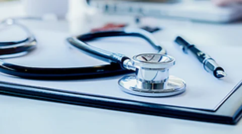 State government stepped up emergency response measures, deploying 20 mobile health teams for treatment and door-to-door awareness campaigns.
