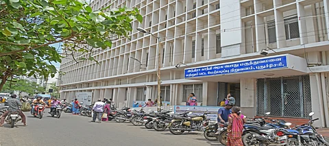 indira Gandhi Government General Hospital & Post Graduate Institute.