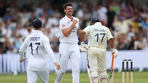 Josh Tongue (C) celebrates Rishabh Pant's wicket on Saturday.