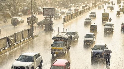 Strong surface winds, reaching speeds of 30–40 km/h, are expected to prevail across all districts for the next five days.