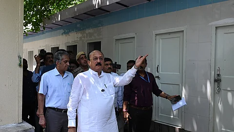 Delhi Urban Development Minister Ashish Sood during inspction of Delhi Urban Shelter Improvement Board (DUSIB) night shelters, in New Delhi, Thursday, June 26, 2025.