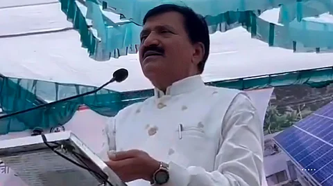 Amid backlash, the former minister said he was ready to say sorry "100 times".