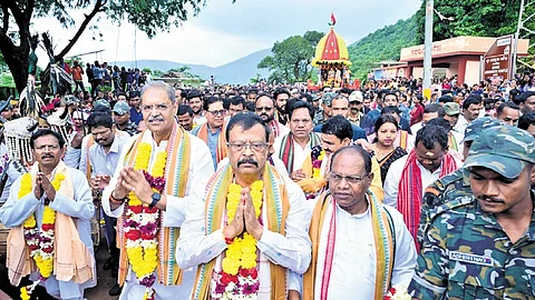 Deputy chief minister KV Singh Deo with other ministers and leaders in Kotia