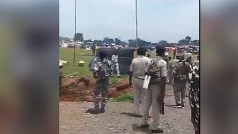 The police had to use mild force to normalise the situation.