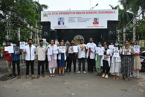 The crisis surrounding FMGs in the state has intensified, with hundreds of medical graduates staging protest for the past five days, demanding PR to practice in India.