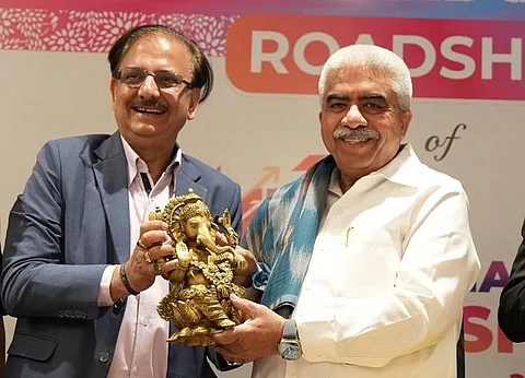 The roadshow was presided over by Rakesh Sachan, Cabinet Minister for MSME, Khadi and Village Industries, Sericulture, Handloom & Textile, Government of Uttar Pradesh