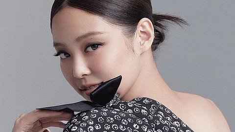 Jennie Kim - She is a 10