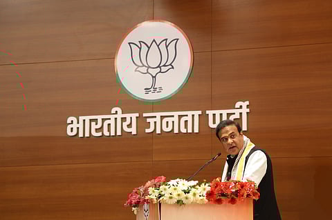 Why did Himanta give the communal tag to the INC?