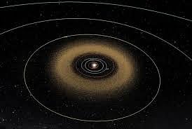 अंतरिक्ष में मिला अर्द्ध-चंद्रमा