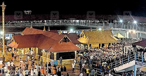 Sabarimala Pilgrims allowed without Online Registration:Kerala CM