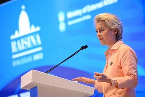 EC chief urges int'l community to support sanctions on Russia for long period. (IANS)