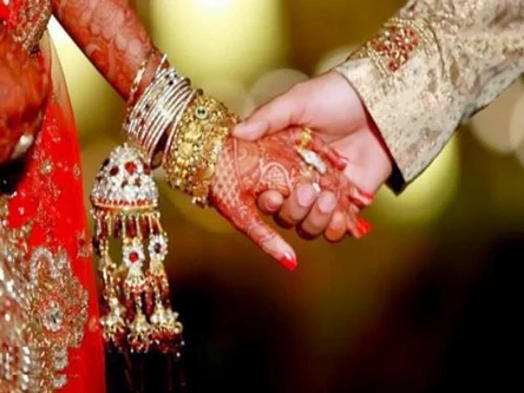 UP man marries Pak girl after Facebook friendship. (IANS)