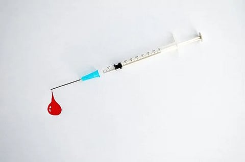 The lab testing the blood sample found something strange. (Pixabay)