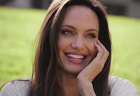 Angelina Jolie has come in support of the women of Iran who have been fighting against the imposition of 'hijab' by the Iranian establishment.