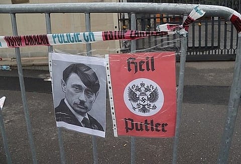 Overview of a poster with 'Heil Putler' at the Embassy of Russia, Prague. (Jiri Sedlacek- Wikimedia Commons)