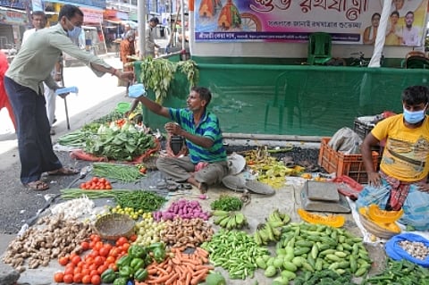 Rise in food prices is directly affecting common man. (File Photo)