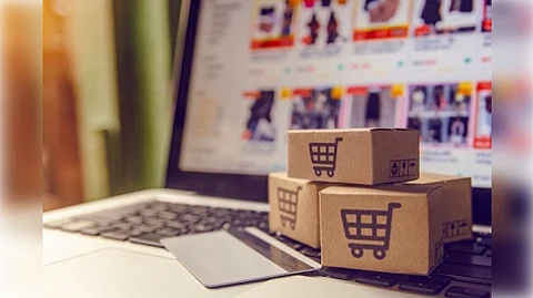 Global e-commerce revenue falls by $250 billion in 2022