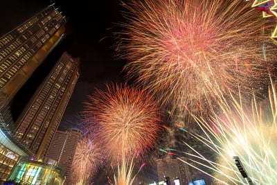 Bangkok : A fireworks display is seen to celebrate the New Year in Bangkok, Thailand, on Jan. 1, 2022. (Xinhua/Wang Teng/IANS)