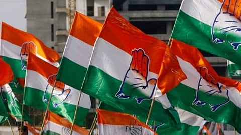 It said that more than 14 recognized political parties, several eminent activists, and computer scientists have raised concerns about the efficacy of EVMs to the Election Commission, but have not received any response so far. (Representative Image/IANS)