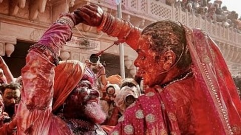 Gursimran Basra, a famous travel photographer, told IANS that she had a wonderful time shooting Holi festival with iPhone 14 Pro Max. (IANS)