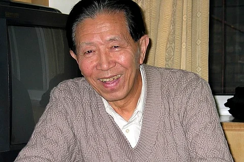 Military doctor Jiang Yanyong is seen in a hotel room in Beijing on Feb. 9, 2004. (AP)