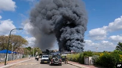 Smoke rises from a fire after rockets from Lebanon struck Bezet, northern Israel, April 6, 2023.