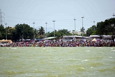 Kashi and Haridwar, witness a turnout of lakhs of people from Andhra Pradesh and Telangana during this festival.