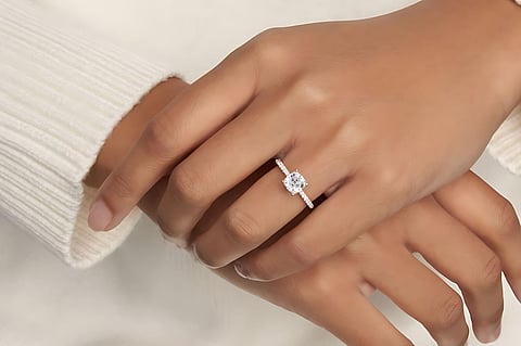 The best place to start when taking the smart route as a consumer is to focus on lab diamonds.