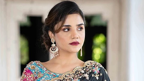 Whether you are a bride-to-be or simply a lover of fashion, these trends will inspire you to embrace the beauty and artistry of the wedding sari. (IANS)