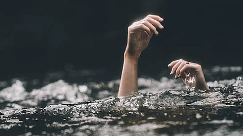 Four youths drowned when they went to the river Ganga to fetch water for pooja on first day of 'Sawan' in Bihar's Katihar.
(Unsplash)