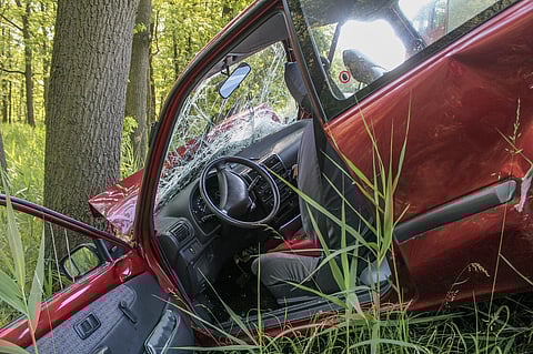 Leaving the accident scene is one of the worst things you can do immediately after the crash. You’ll not only lose the chances at the personal injury claim, but you will be breaking the law. (Pixabay)