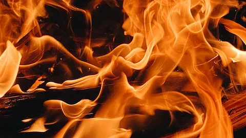 Maha: Youth self immolates after setting girlfriend's mom and brother ablaze