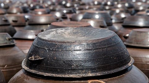 A brown color large pot.