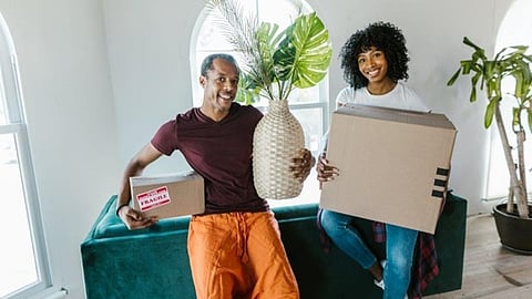 If you’re planning a move, one of the first decisions you’ll need to make is whether to hire local movers or long-distance movers.