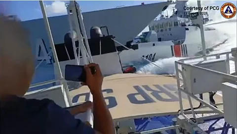 Philippine Coast Guard video shows a collision between a Chinese Navy vessel