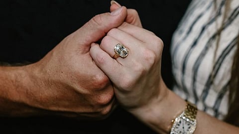 Taylor Swift's ring have a old mine cut diamond