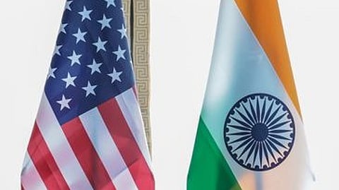 America and India flag