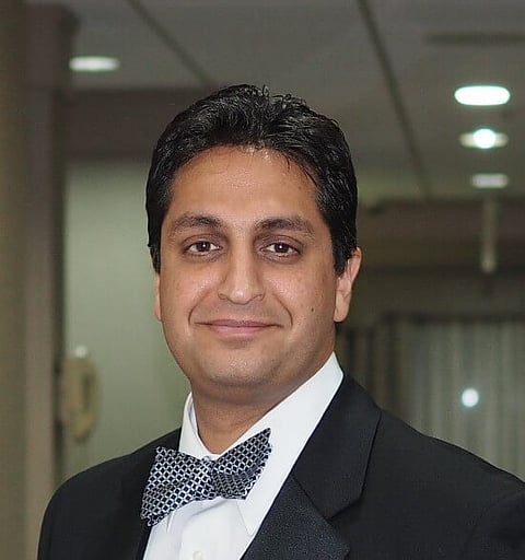 Front profile of Dr. Neil K. Anand