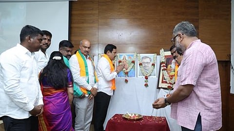 He said that by composing the epic 'Ramayana' in such a beautiful manner, Maharshi Valmiki not only showcased the ideals of Lord Ram to India but also to the world.