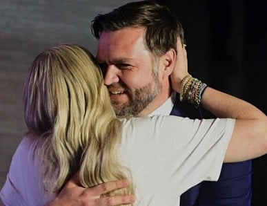 Image of JD vance Hugging Erika Kirk at TPUSA event which sparked the rumour of affair