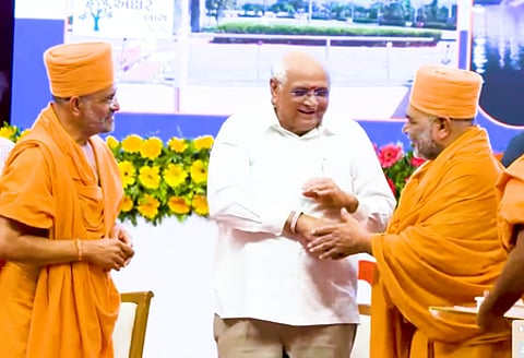 गुजरात : एक प्रमुख धार्मिक पर्यटन केंद्र के रूप में उभर रहा