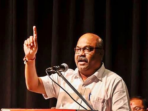 महाराष्ट्र विधान परिषद में अवैध अप्रवासियों को लेकर छिड़ी जुबानी जंग