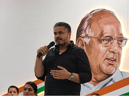 महाराष्ट्र : रोहित पवार ने अजित पवार के विमान हादसे पर एएआईबी से सवाल किए