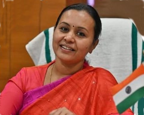 केरल की स्वास्थ्य मंत्री पर हमले के मामले में हत्या के प्रयास का केस दर्ज