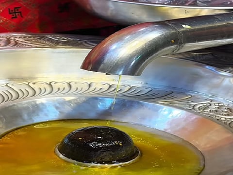 देश का एकमात्र मंदिर जहां पिंडी रूप में विराजमान हैं शनि देव, देते हैं हर पीड़ा से मुक्ति